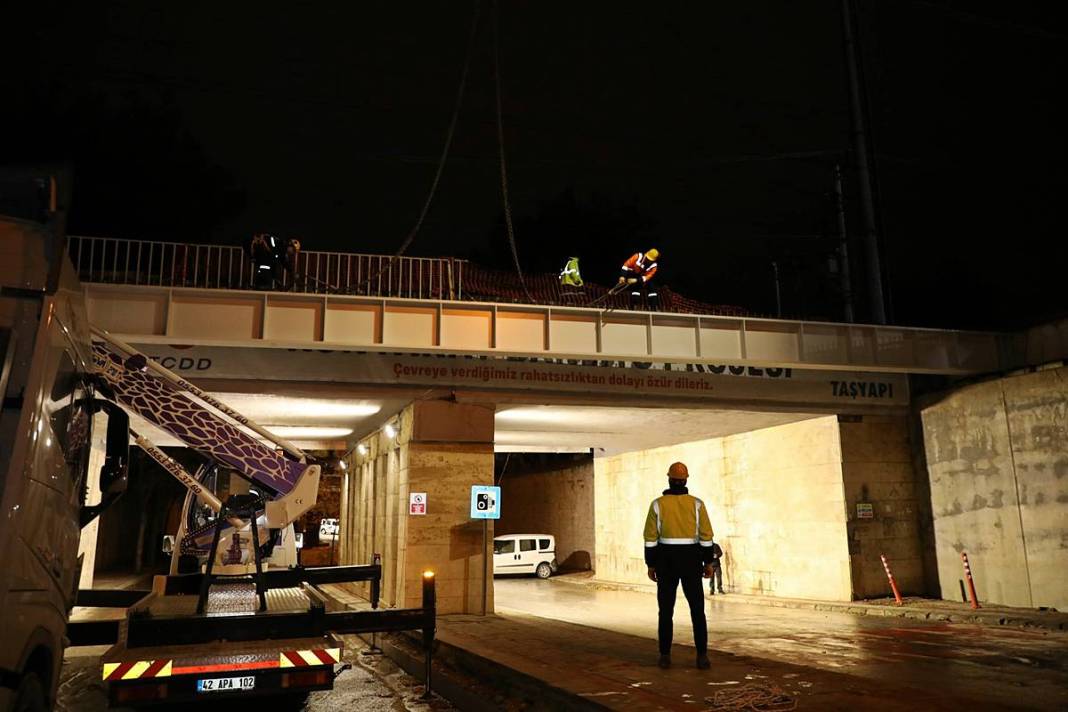 KonyaRay'da tarih belli oldu: 30 dakikaya düşüyor! Banliyö tren hattı, trafiğe nefes aldıracak 11